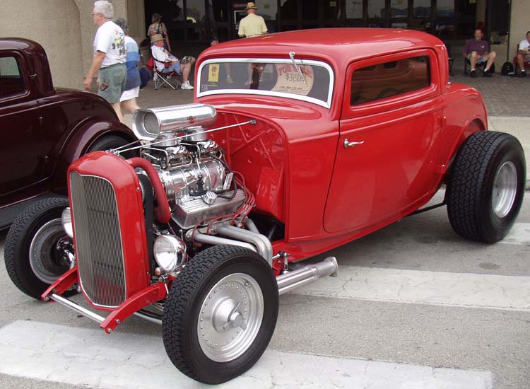 32-Ford-Hiboy-3W-Coupe-Chopped-31