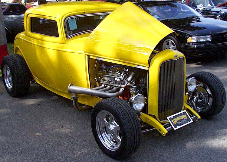32-Ford-Hiboy-3W-Coupe-Chopped-01c